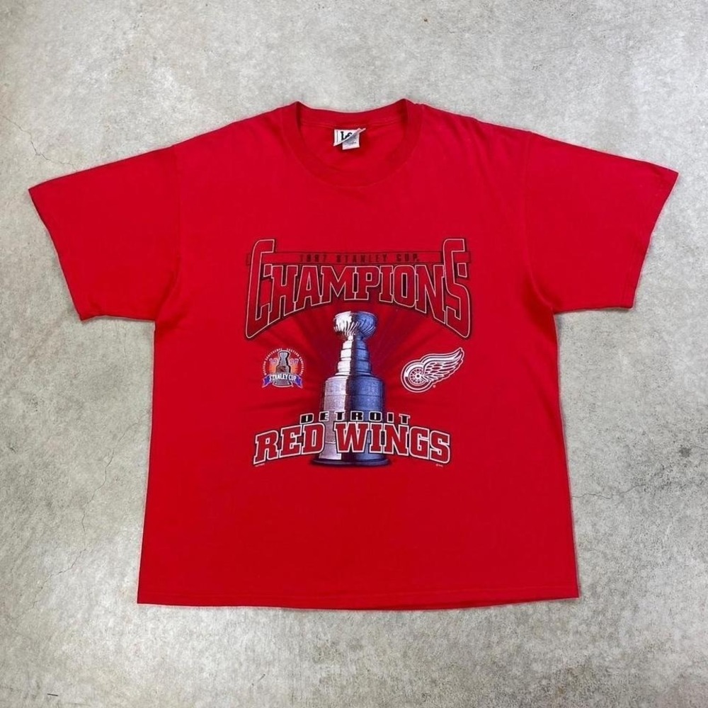 Vintage 90s Detroit Red Wings Shirt Size XL Red 1997 Stanley Cup Champions NHL